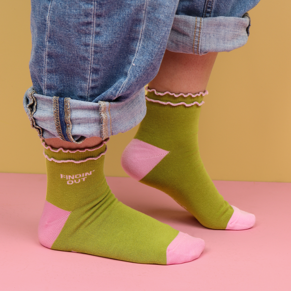 Fuckin' Around - Findin' Out Ruffle Socks