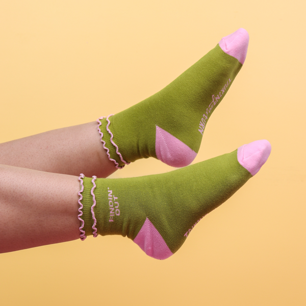Fuckin' Around - Findin' Out Ruffle Socks