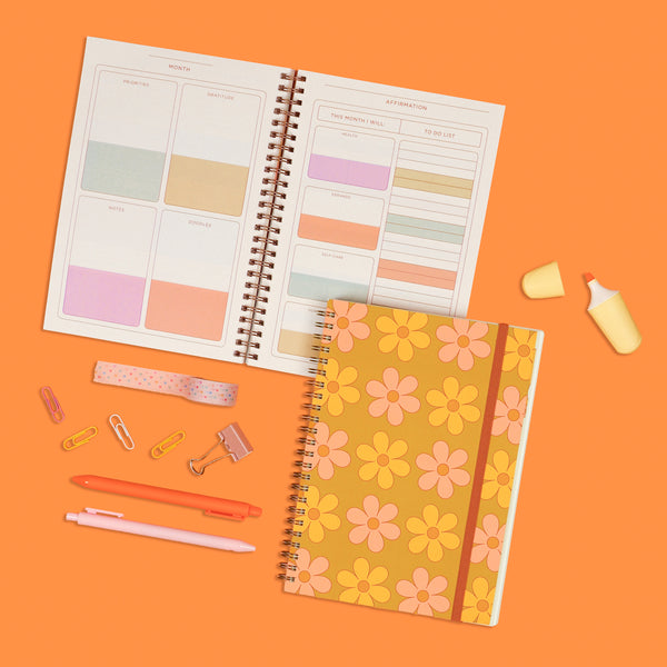 Undated Perpetual Planner - Color Block Daisy