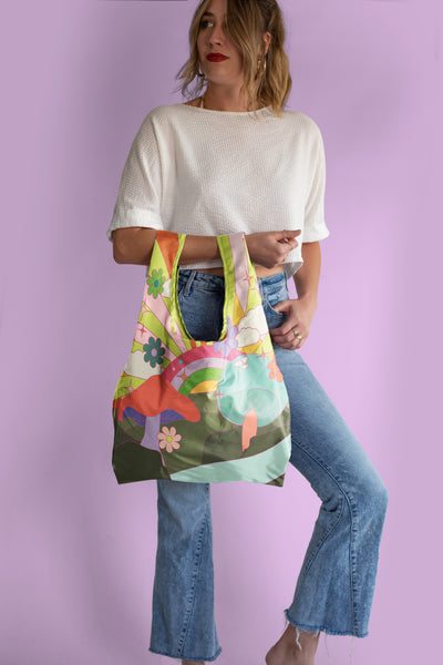 Medium Twist and Shout Reusable Tote