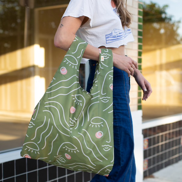 Go With The Flow Twist and Shout Reusable Tote – Talking Out Of Turn